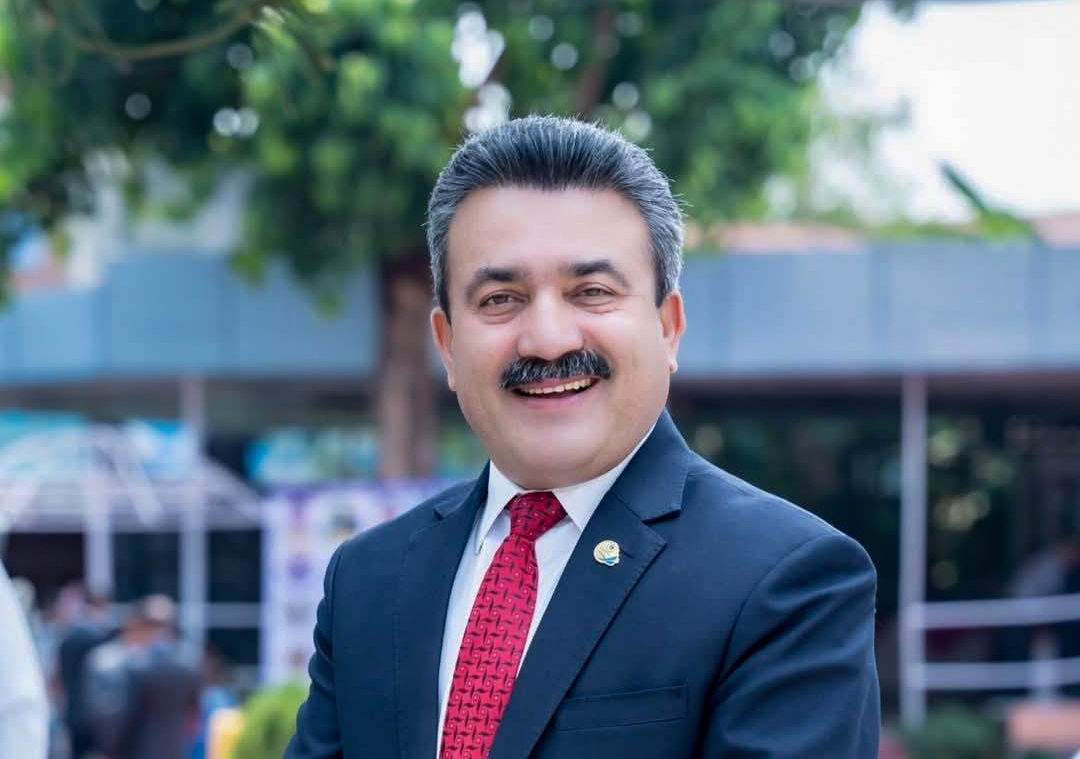 smart-and-preparatory-education-is-an-imperative-for-a-competitive-world-988