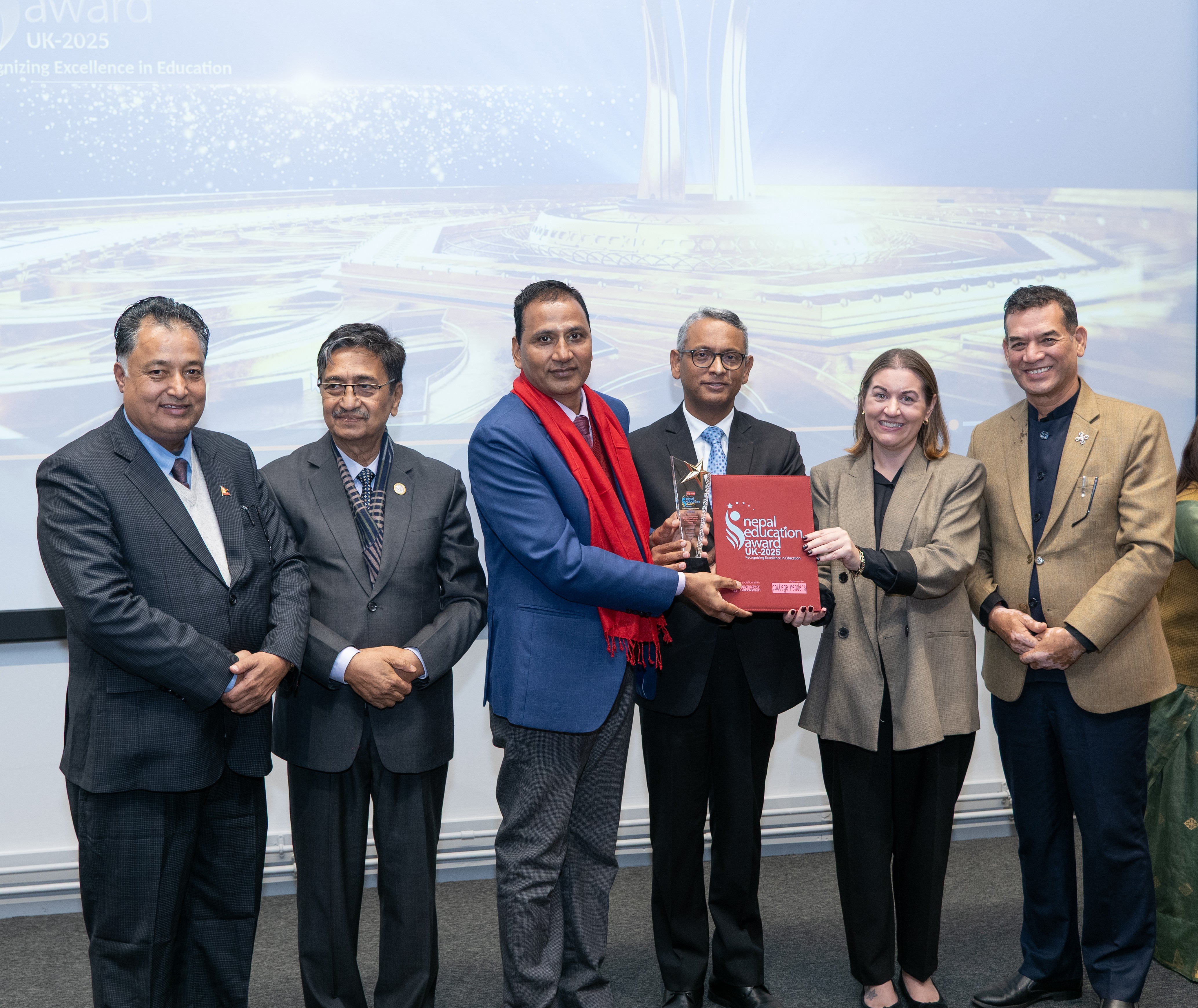 tej-raj-khanal-honored-with-nepal-education-award-uk-visionary-principal-of-the-year-2025-896